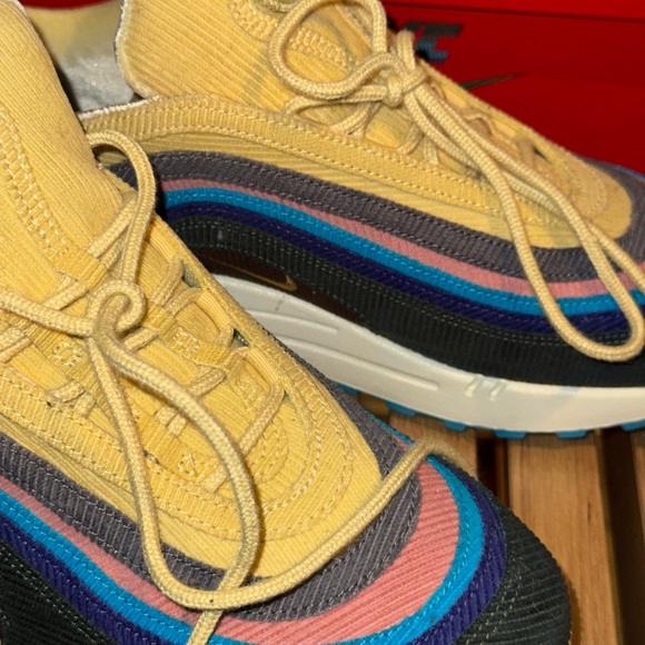 Waverunners Nike Air Max 1/97 Size 9 Wotherspoon W/ Extra Laces &OG Box - Picture 4 of 9